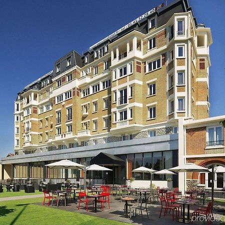 Executive Hotel Paris Женвилье Экстерьер фото
