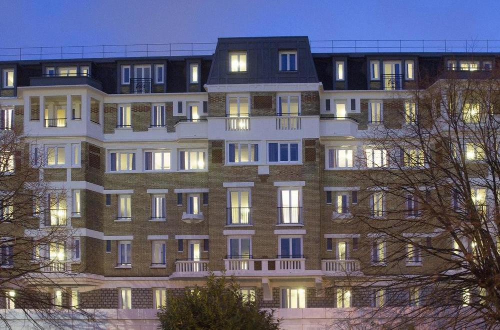 Executive Hotel Paris Женвилье Экстерьер фото