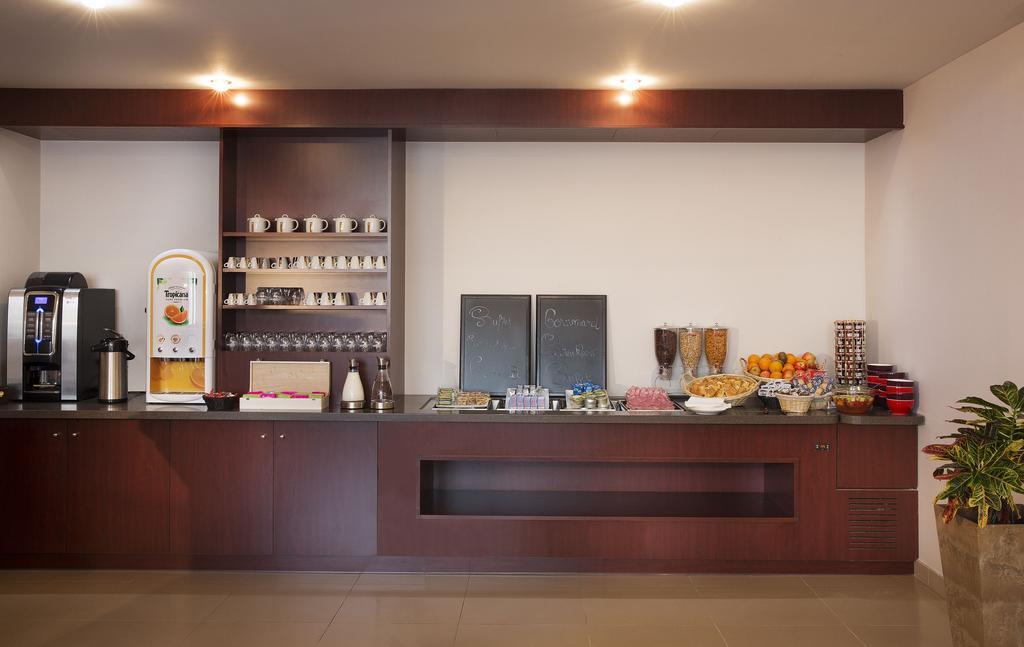 Executive Hotel Paris Женвилье Экстерьер фото