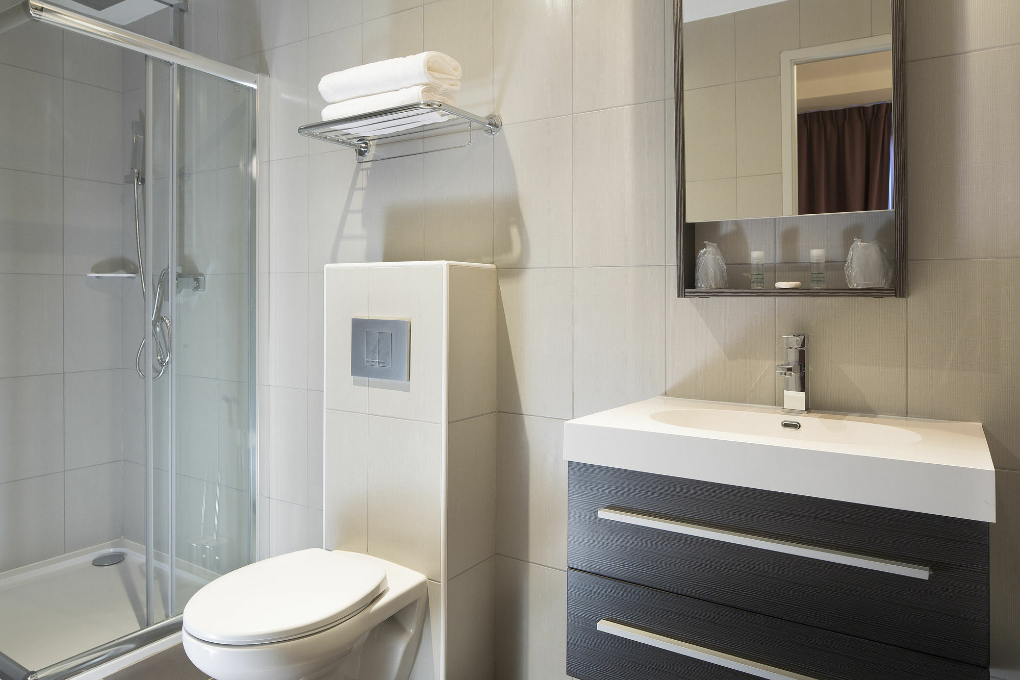 Executive Hotel Paris Женвилье Экстерьер фото